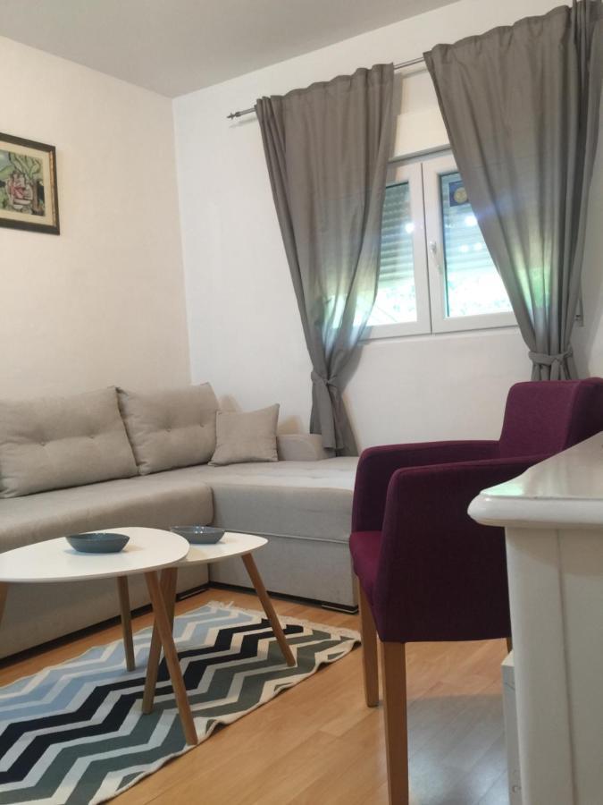 Apartman Lili Cetinje Exteriér fotografie